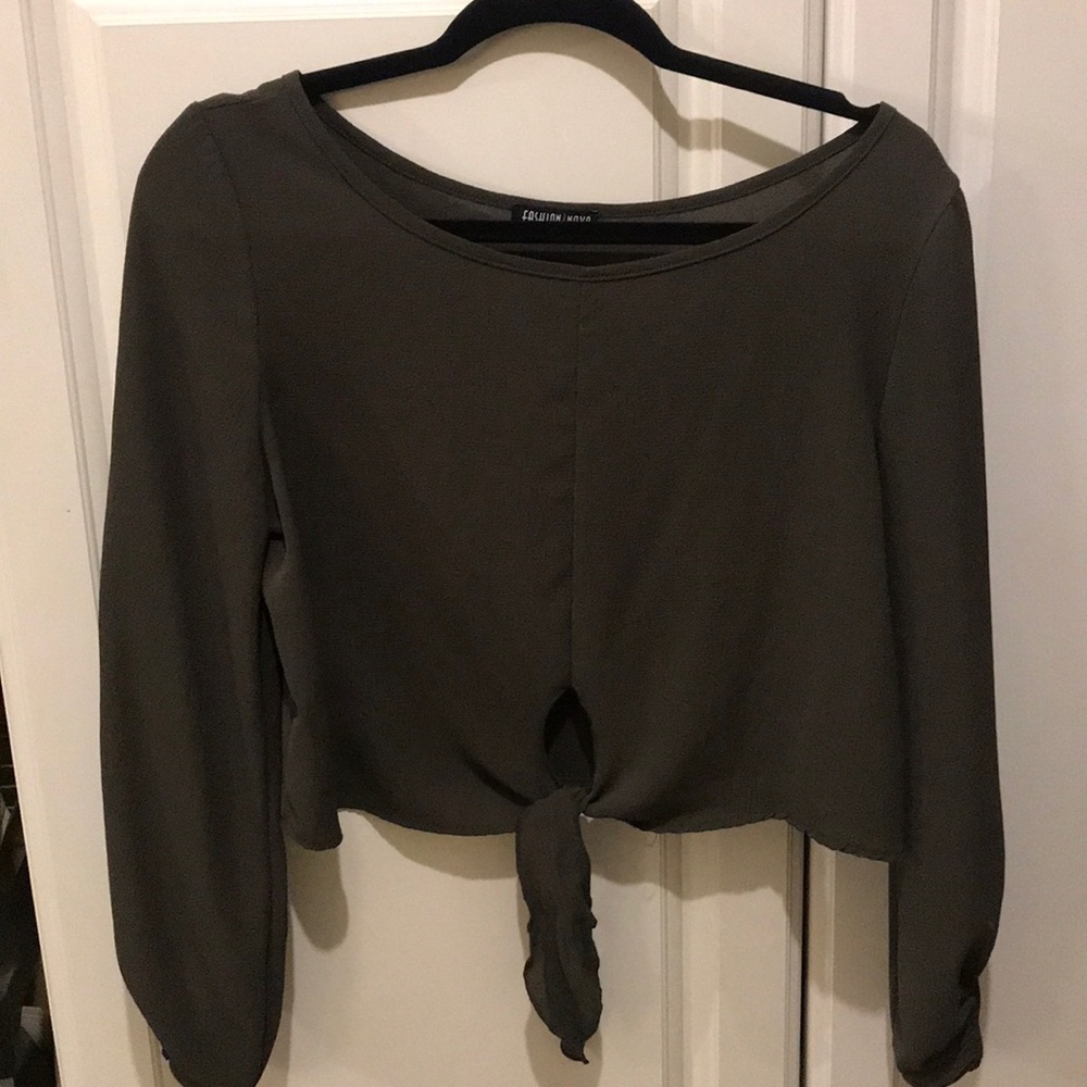 Fashion Nova Cropped Tie-Front Blouse